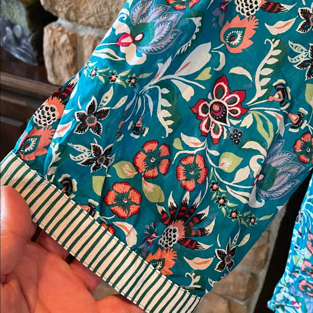 Talbots Band Collar Popover Top in Jacobean Floral print NWT - Picture 3 of 8